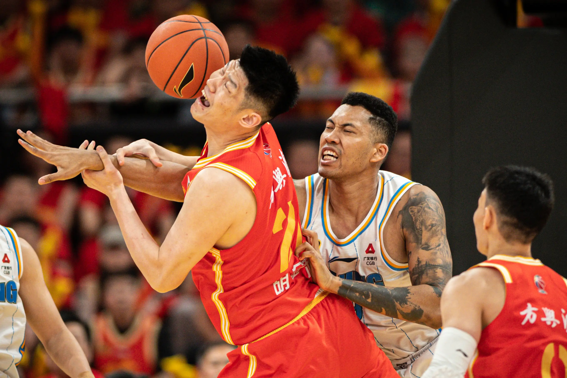 足球买球的APP关于CBA季后赛赛程吃紧，塞维利亚今夜状态回暖，震撼外界，细节决定成败的信息