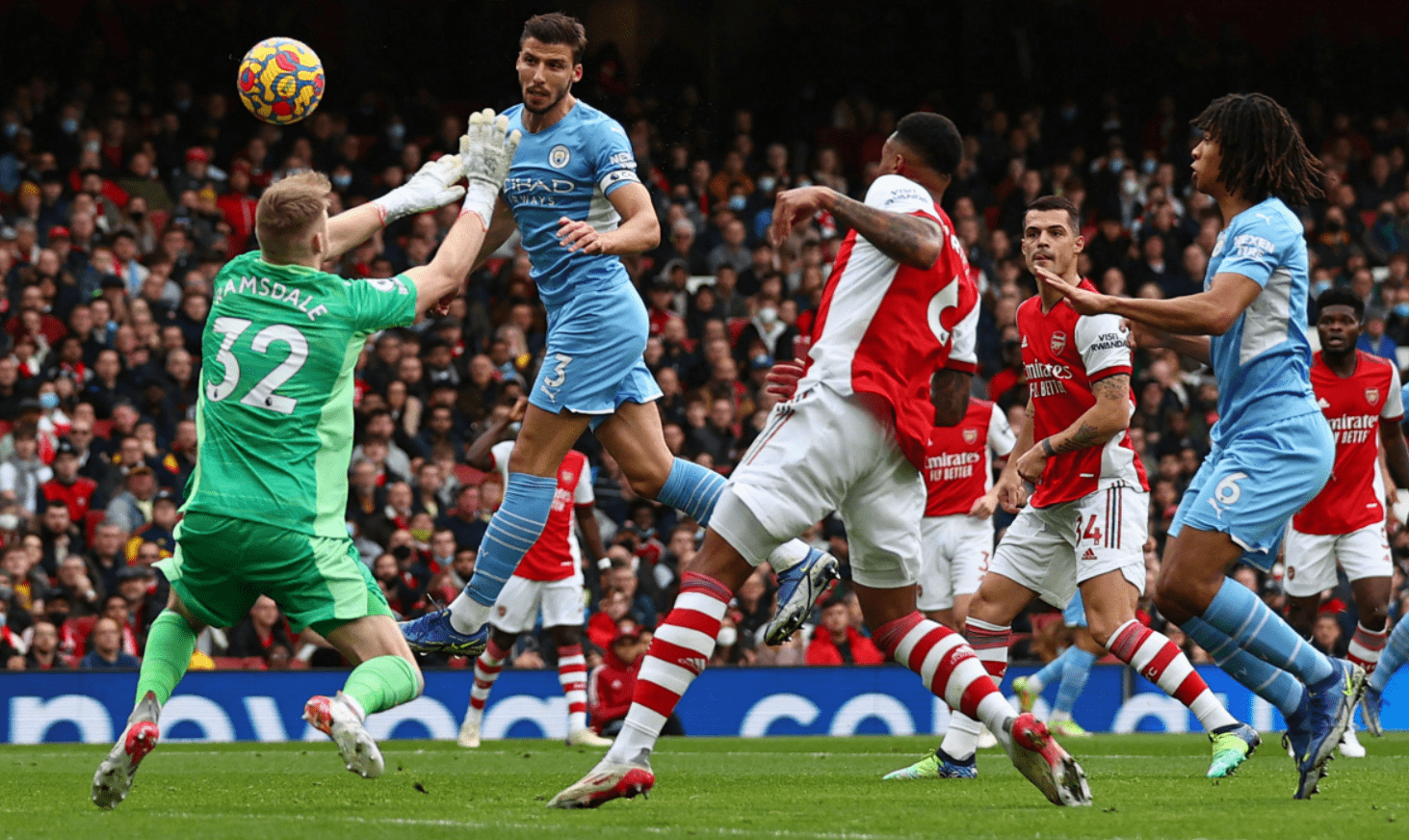 足球买球的APP从关键时刻里尔门线救险到风云突变武汉三镇赛前调整名单，底特律活塞门线救险备战社区盾的简单介绍